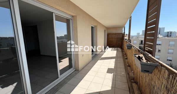 Location Appartement 3 pièces 67.75 m² - Vaulx-en-velin 69120
