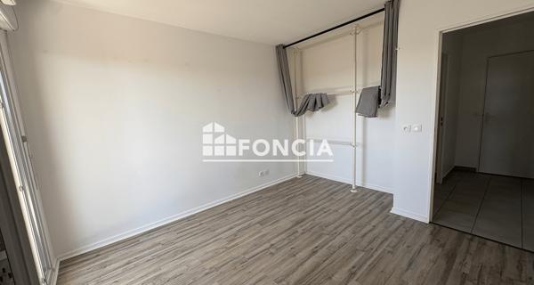 Location Appartement 3 pièces 67.75 m² - Vaulx-en-velin 69120