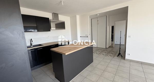 Location Appartement 3 pièces 67.75 m² - Vaulx-en-velin 69120