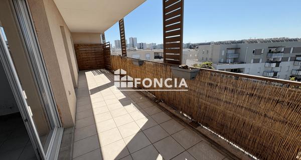 Location Appartement 3 pièces 67.75 m² - Vaulx-en-velin 69120