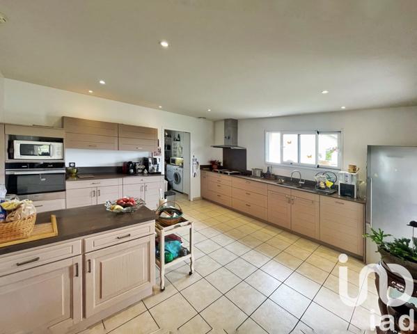 House for sale 5 rooms 135 m² Amou