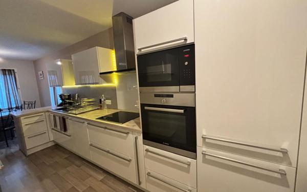 Appartement à vendre    3 pièces •  Tarbes