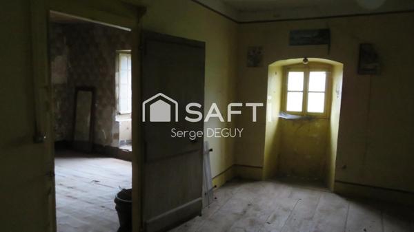 IMMEUBLE EN PIERRES DE TAILLE