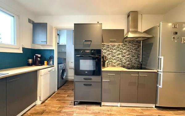 Appartement à vendre    4 pièces • 80 m2 Villecresnes