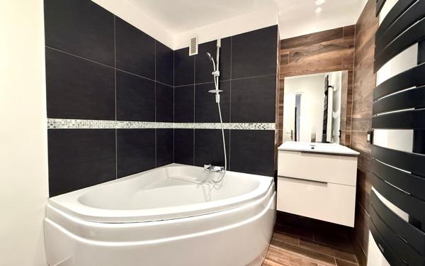 Appartement à vendre    4 pièces • 80 m2 Villecresnes