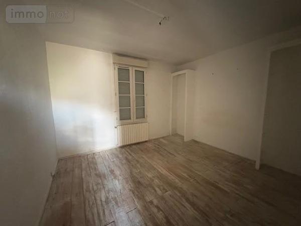Immeuble à vendre à Bagneux dans le Maine-et-Loire (49400), ref : 49105-891
