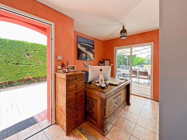 Charmante maison de plain-pied à Carignan?de?Bordeaux - 120?m² sur un écrin de verdure