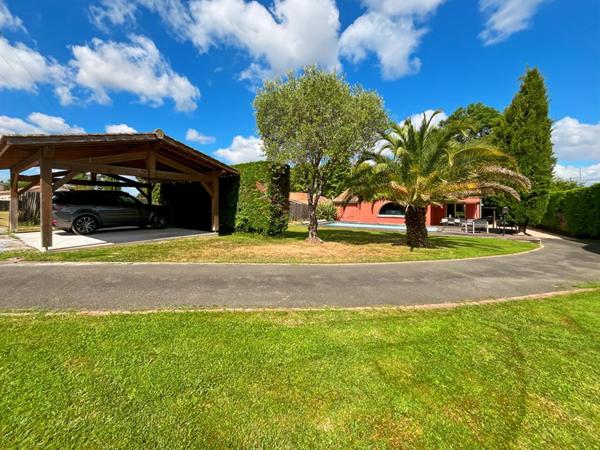 Charmante maison de plain-pied à Carignan?de?Bordeaux - 120?m² sur un écrin de verdure