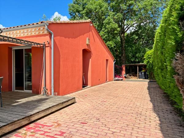 Charmante maison de plain-pied à Carignan?de?Bordeaux - 120?m² sur un écrin de verdure