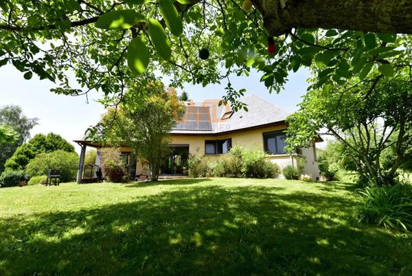 Grande Maison Confortable et Écologique