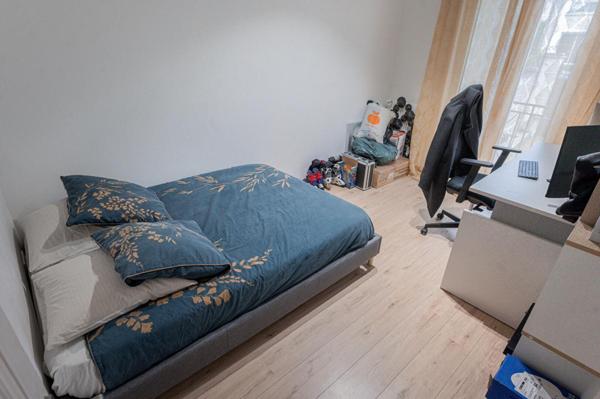 Maison d'Architecte 300m2 avec jardin arboré proche transports à pied