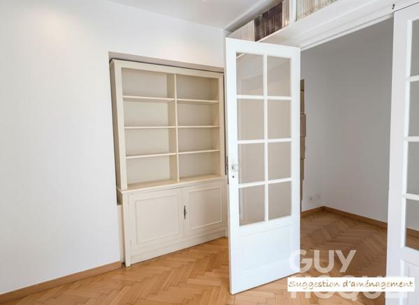 Trois pièces, esprit loft à 5 min de la gare des Chantiers et 10 min de la gare Versailles Rive Gauche