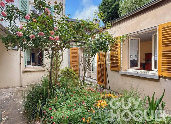 Trois pièces, esprit loft à 5 min de la gare des Chantiers et 10 min de la gare Versailles Rive Gauche