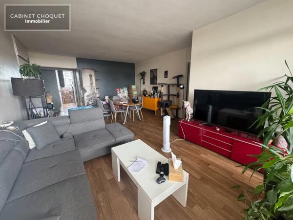 F4 BIS AVEC GRAND BALCON, GARAGE ET CAVE A LOUER - CROIX PARC BARBIEUX - 98 m 2 - 1 068 € charges comprises par mois
