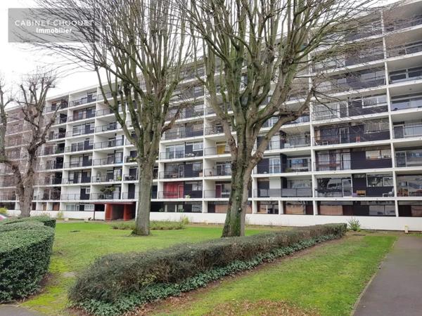 F4 BIS AVEC GRAND BALCON, GARAGE ET CAVE A LOUER - CROIX PARC BARBIEUX - 98 m 2 - 1 068 € charges comprises par mois
