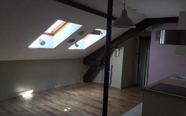 Appartement à louer    2 pièces •  Corbeil-Essonnes