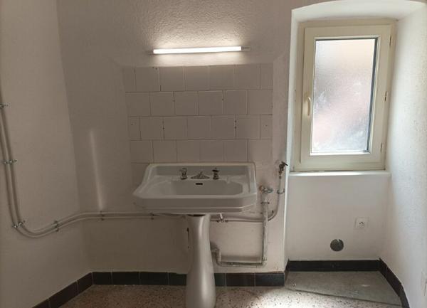 Appartement à louer    3 pièces • 51 m2 Les Vans