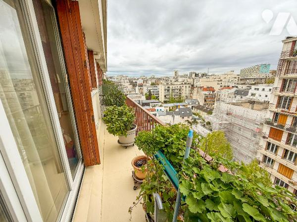 VENTE DE LA NUE PROPRIETE - DERNIER ETAGE AVEC TERRASSE DE 22 m² EXPOSE SUD OUEST - VUE 180°