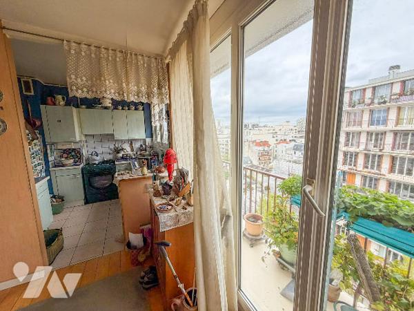 VENTE DE LA NUE PROPRIETE - DERNIER ETAGE AVEC TERRASSE DE 22 m² EXPOSE SUD OUEST - VUE 180°