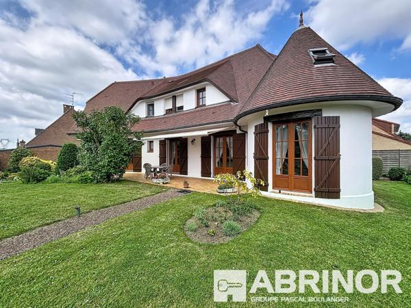 Maison de famille individuelle bâtie sur 2730 m² VENDIN LE VIEIL