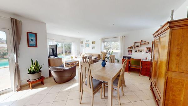 Maison à vendre à Vaux sur Mer - 4 chambres avec piscine