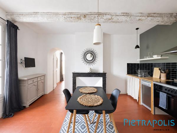 AGDE : Sur une parcelle paysagée d’environ 470 m², maison 260m² env, garage