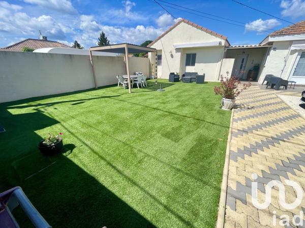 Maison 8 pièces de 150 m² à Bollène (84500)