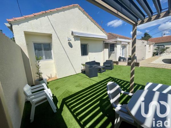 Maison 8 pièces de 150 m² à Bollène (84500)