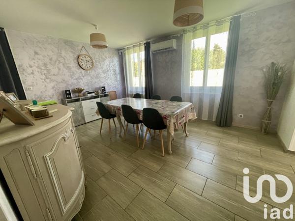 Maison 8 pièces de 150 m² à Bollène (84500)