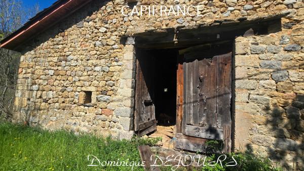 ARDECHE - VALLÉE DE L'EYRIEUX - LE CHEYLARD - GRANGES EN PIERRES de 120M² - TERRAIN 2HA dont 1200m² en zone UCA