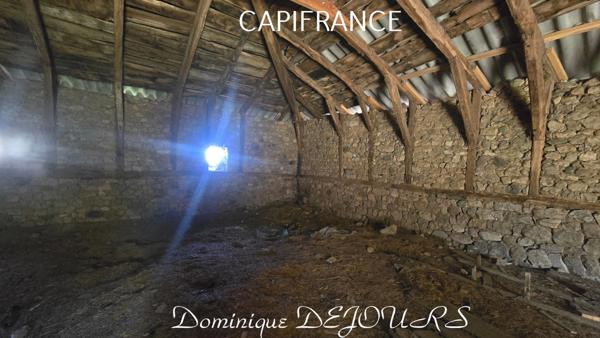 ARDECHE - VALLÉE DE L'EYRIEUX - LE CHEYLARD - GRANGES EN PIERRES de 120M² - TERRAIN 2HA dont 1200m² en zone UCA