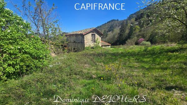ARDECHE - VALLÉE DE L'EYRIEUX - LE CHEYLARD - GRANGES EN PIERRES de 120M² - TERRAIN 2HA dont 1200m² en zone UCA