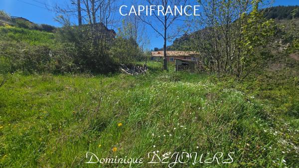 ARDECHE - VALLÉE DE L'EYRIEUX - LE CHEYLARD - GRANGES EN PIERRES de 120M² - TERRAIN 2HA dont 1200m² en zone UCA