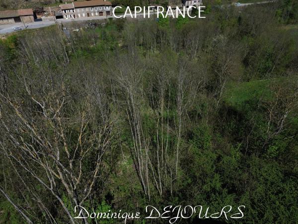 ARDECHE - VALLÉE DE L'EYRIEUX - LE CHEYLARD - GRANGES EN PIERRES de 120M² - TERRAIN 2HA dont 1200m² en zone UCA