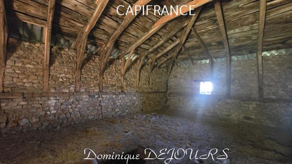 ARDECHE - VALLÉE DE L'EYRIEUX - LE CHEYLARD - GRANGES EN PIERRES de 120M² - TERRAIN 2HA dont 1200m² en zone UCA