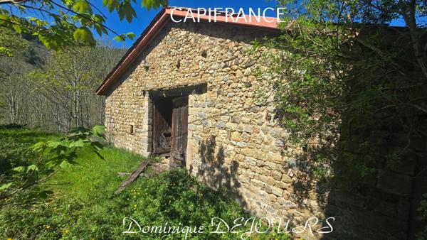 ARDECHE - VALLÉE DE L'EYRIEUX - LE CHEYLARD - GRANGES EN PIERRES de 120M² - TERRAIN 2HA dont 1200m² en zone UCA