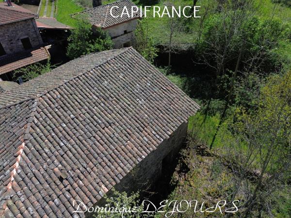 ARDECHE - VALLÉE DE L'EYRIEUX - LE CHEYLARD - GRANGES EN PIERRES de 120M² - TERRAIN 2HA dont 1200m² en zone UCA