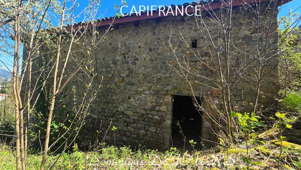 ARDECHE - VALLÉE DE L'EYRIEUX - LE CHEYLARD - GRANGES EN PIERRES de 120M² - TERRAIN 2HA dont 1200m² en zone UCA