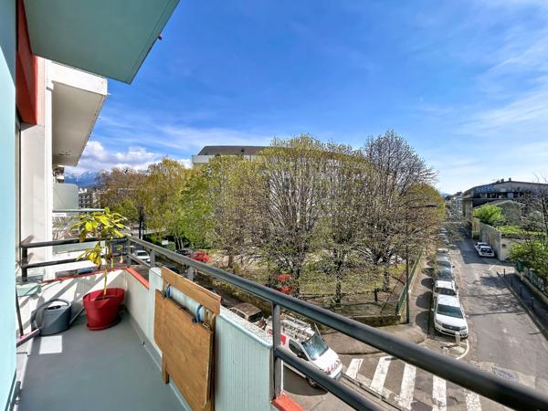 Appartement 3 pièces - 69 m² Exclusivité efficity