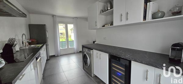 Maison 3 pièces de 75 m² à Vaujours (93410)