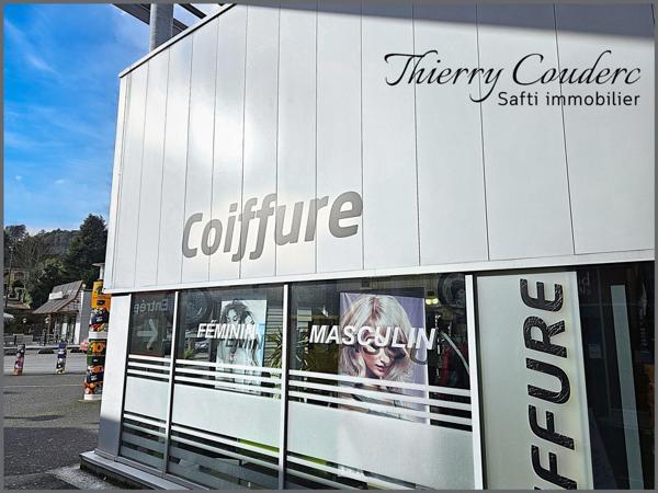 Salon de coiffure avec bail tous commerces.