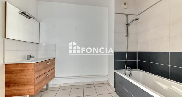 À vendre Appartement 3 pièces 61.76 m² - Lyon 69008