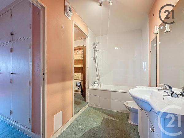 Appartement F5 à vendre  5 pièces - 85,83 m2 COMBS LA VILLE - 77