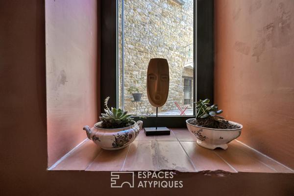 Maison de charme en pierre avec terrasses et vue