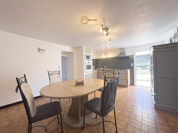 Le Cannet-des-Maures (83340) Le Cannet-des-Maures – Mas authentique de 231?m² sur 3?800?m² de terrain