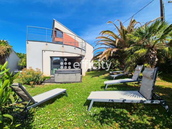 Maison
         4 pièces
        - 110 m² Bien prestige