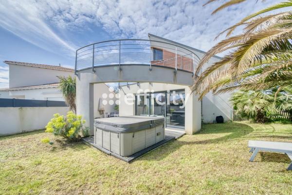 Maison
         4 pièces
        - 110 m² Bien prestige