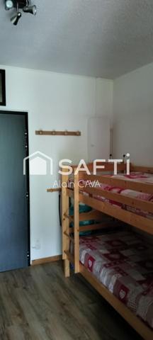 Studio de 35m² avec casier à ski, local commun et parking privé