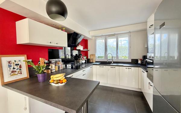 Maison à vendre    5 pièces • 100 m2 Eysines