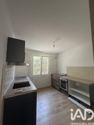 Maison à vendre 7 pièces 175 m² Pélissanne